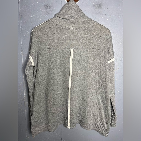 We The Free Free People Gray Turtleneck Oversized Raw Stitching Top.  Size XS - Picture 2 of 9